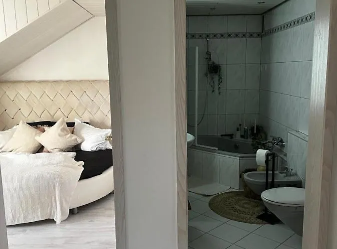 2 Naehe Frankfurter Flughafen An Monteure Oder Arbeiter Büttelborn